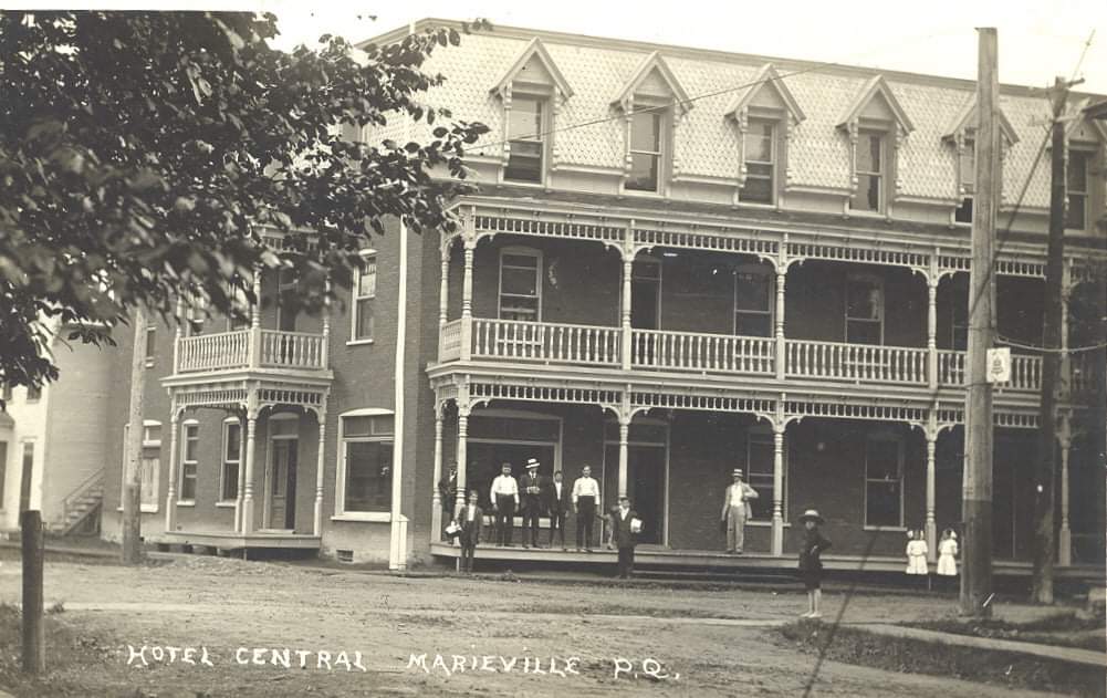 Hôtel Central, Marieville, P.Q.